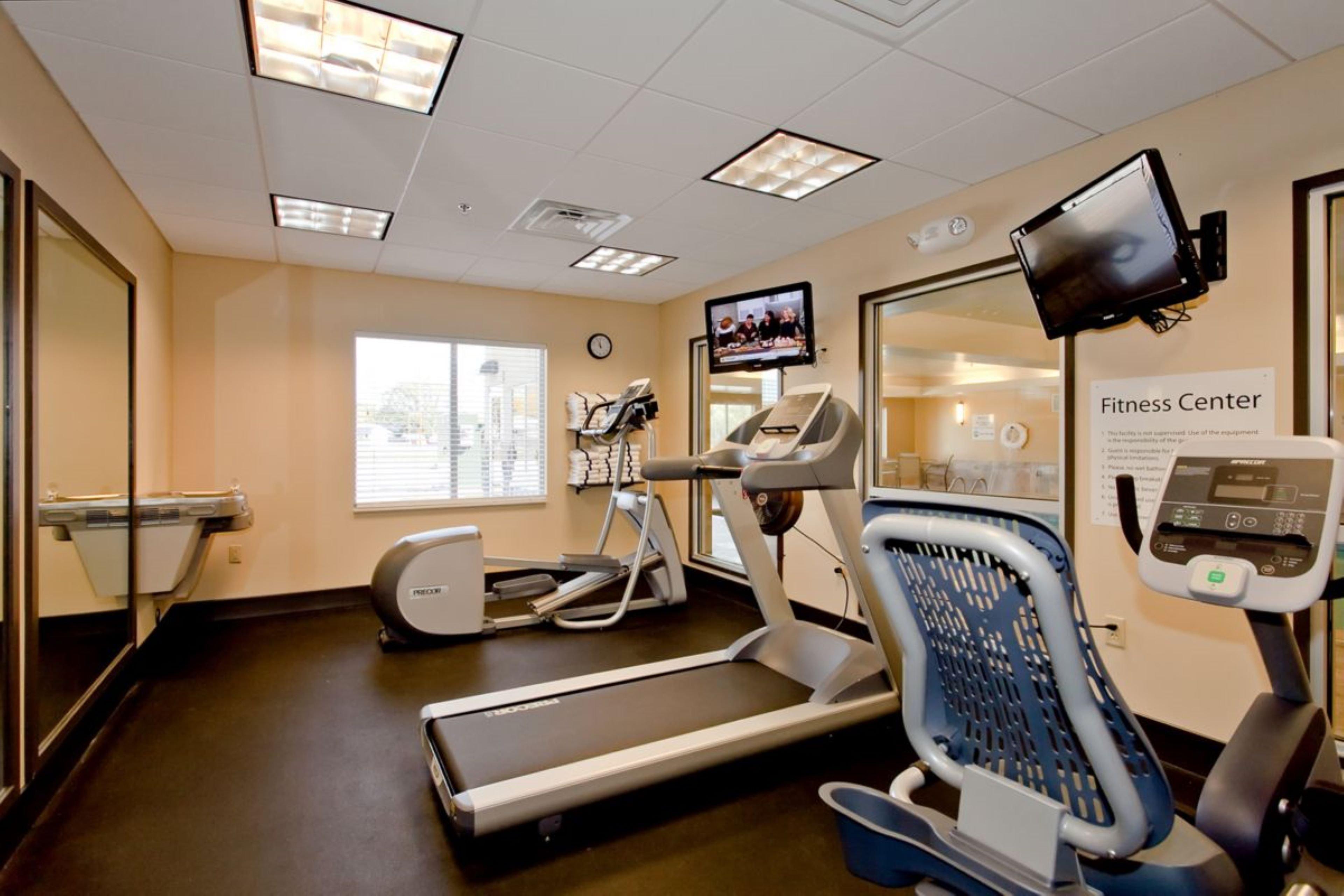 Holiday Inn Express Newton By Ihg Экстерьер фото