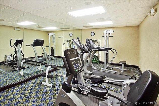 Holiday Inn Express Newton By Ihg Удобства фото
